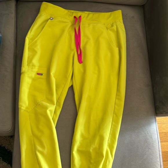 Figs size small - Picture 2 of 3